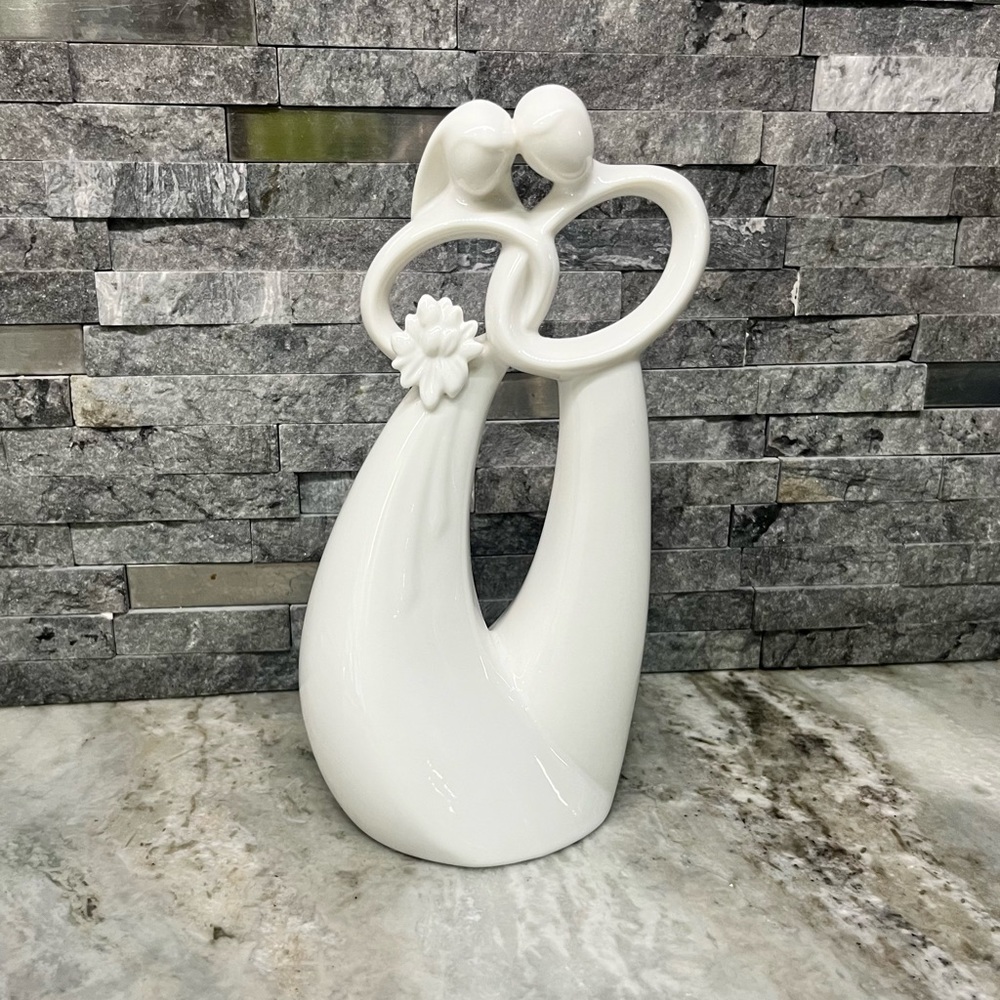 Vintage Circle of Love figurine